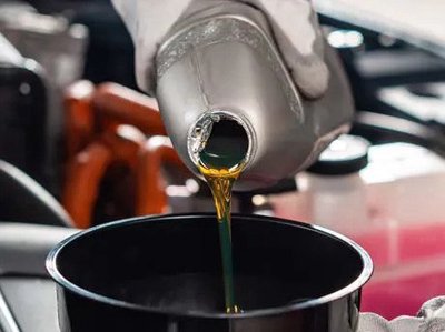 5 FLUIDS YOU SHOULD NEVER COMBINE (YET PEOPLE KEEP DOING IT)