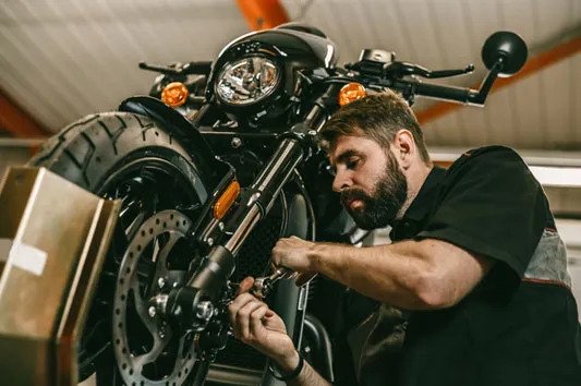 MOTORCYCLE OIL, COOLANT, AND BRAKE FLUID: CRITICAL STEPS IN MOTORCYCLE UPKEEP