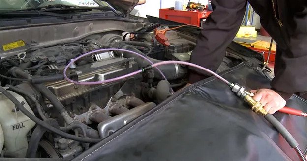 A STEP-BY-STEP GUIDE TO CHECKING AND REPLACING TRANSMISSION FLUID